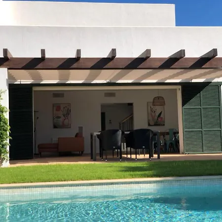 Biniblanc Con Jardin Y Piscina Privada 산트 유이스