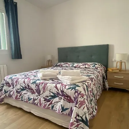 Biniblanc Con Jardin Y Piscina Privada 빌라