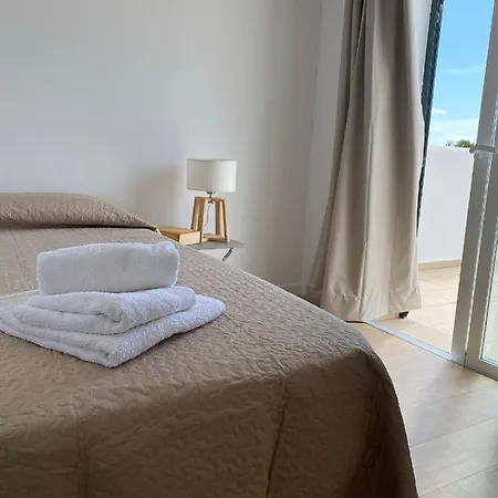 빌라 Biniblanc Con Jardin Y Piscina Privada 산트 유이스